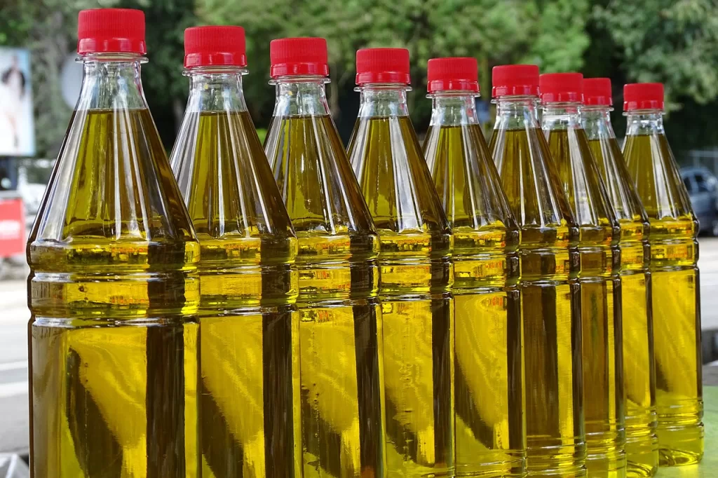 olive oil, market, oil-507129.jpg